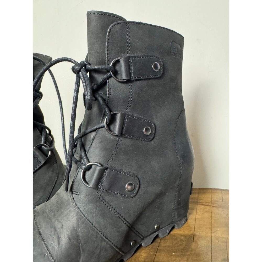 Sorel Black Leather Wedge Boots Lace Up Moto Biker Grunge Women's 9.5 - Picture 3 of 9